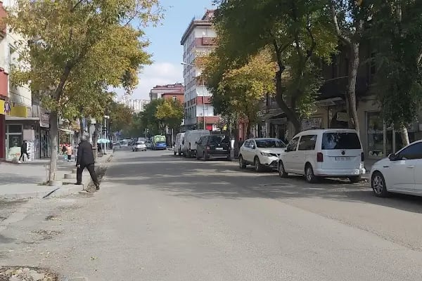 VakıfBank Kars Şubesi - Resim 3