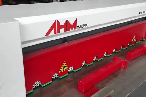 AHM MAKİNA REDÜKTÖRLÜ GİYOTİN MAKAS-ABKANT PRES-ABKANT PRES KALIPLARI - Resim 6
