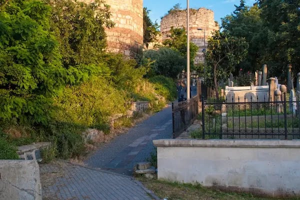 Sur Dibi Mezarlığı - Resim 20