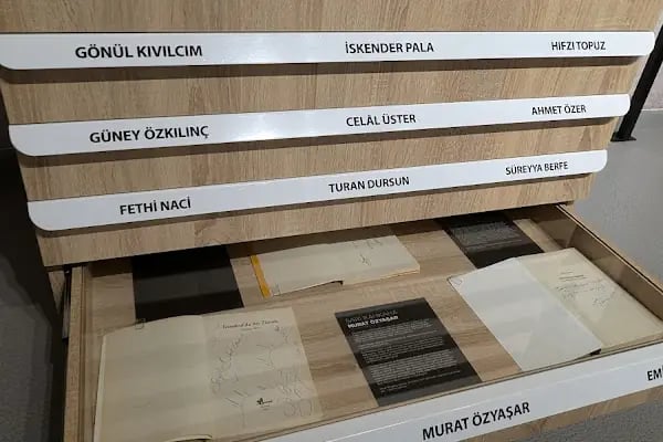İmzalı Müze - Resim 20
