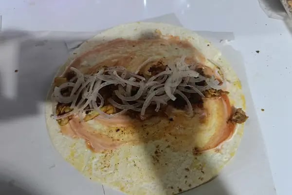 Kapalı Pazar Yeri aperatif tost köfte döner - Resim 12