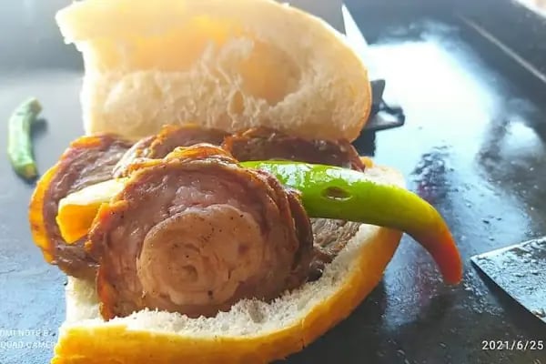 Kapalı Pazar Yeri aperatif tost köfte döner - Resim 14