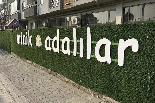 Minik Adalılar Hendek - Resim 1