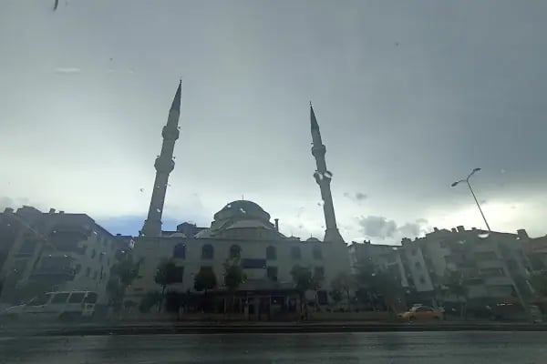 HÜSEYİN GAZİ ÜÇKIZLAR ASHABI SUFFA CAMİ - Resim 14
