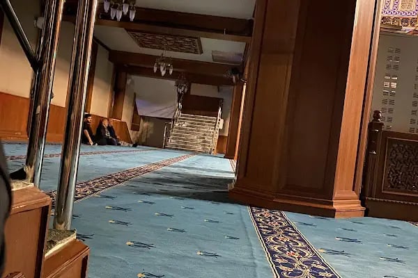 HÜSEYİN GAZİ ÜÇKIZLAR ASHABI SUFFA CAMİ - Resim 7