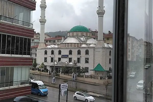 HÜSEYİN GAZİ ÜÇKIZLAR ASHABI SUFFA CAMİ - Resim 15