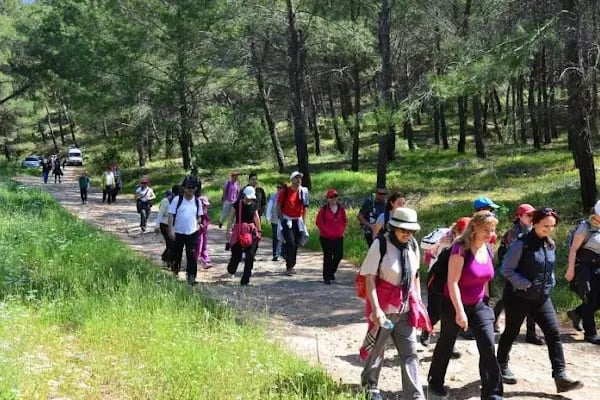 KARAÖZ PANSİYON - Apart Odalarımız Haftalık ve Aylık kiraya Verilir - Resim 17