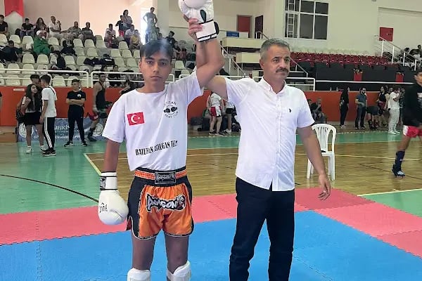 SMYRNA BORNOVA SPOR KULÜBÜ - Resim 7
