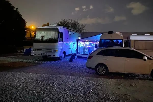 İZMİR AYAZ KARAVAN PARK - Resim 16