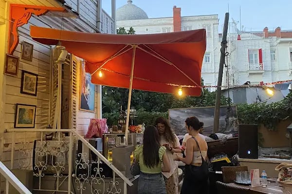 Fil Sanat Alan | İstanbul Büyükada - Resim 12