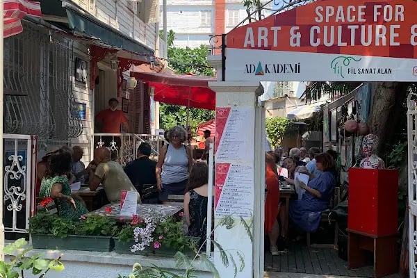 Fil Sanat Alan | İstanbul Büyükada - Resim 2