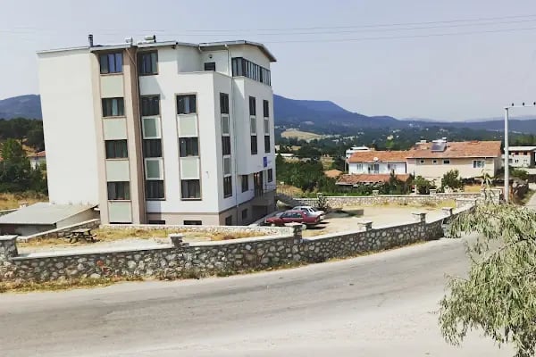 Büyükorhan Kurs ve Okul Talebelerine Yardım Derneği - Resim 3