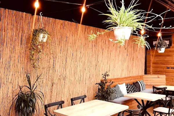 L’Mabella Cafe - Resim 16