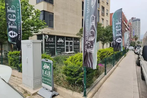 EGE Oto Kiralama/Rent A Car Lounge Ofis İzmir Şehirlerarası Otobüs terminali otogardan araç kiralama - Resim 19