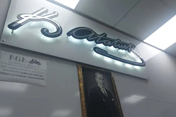 EGE Oto Kiralama/Rent A Car Lounge Ofis İzmir Şehirlerarası Otobüs terminali otogardan araç kiralama - Resim 15