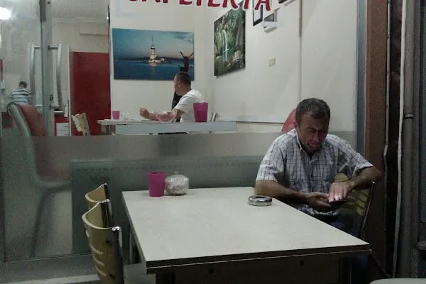 Çakır Cafe - Resim 9