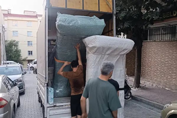 BGC Nakliyat - Esenyurt - Beylikdüzü - Avcılar - Parça Eşya Ofis Eşyası Taşıma Küçük Nakliye Aracı Kamyonet Evden Eve Nakliye - Resim 4