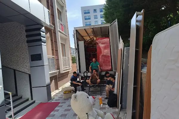 BGC Nakliyat - Esenyurt - Beylikdüzü - Avcılar - Parça Eşya Ofis Eşyası Taşıma Küçük Nakliye Aracı Kamyonet Evden Eve Nakliye - Resim 2