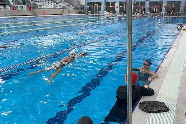 AquaWave Lara Yüzme Kursu - Resim 18