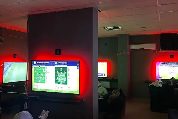 Pablo Playstation Cafe - Resim 1