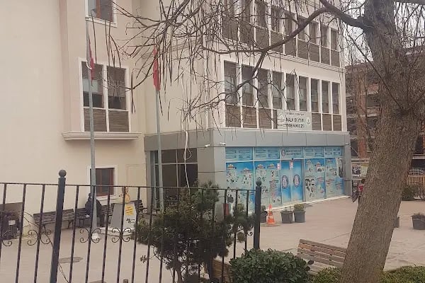 İstanbul Esenyurt Halk Eğitimi Merkezi - Resim 14