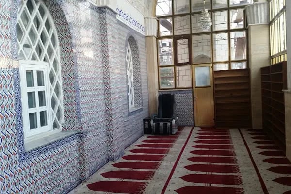 Kavaklı Rahman Cami - Resim 14