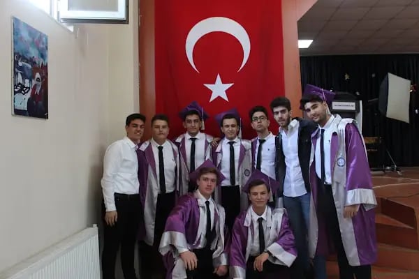 Yusuf Kemalettin Perin Fen Lisesi - Resim 2