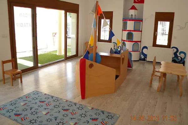 İzmir - Özel - Buca Amerikan Kültür Derneği Anaokulu - Resim 6