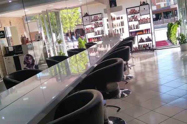 Eskişehir Kuaför | Cansu &amp; Uslu Hair Center - Resim 15
