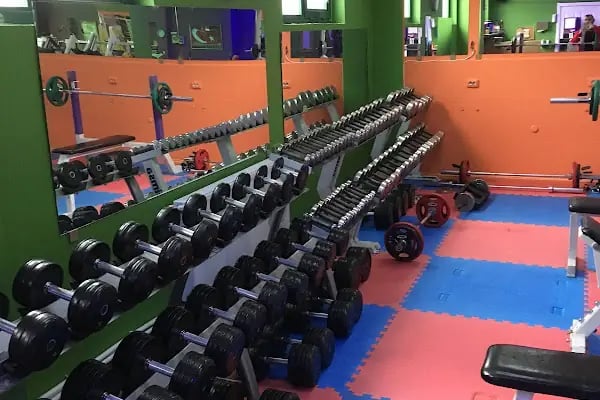 POWERS SPORT CENTER - Resim 3