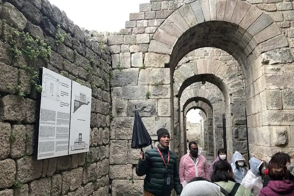 Bergama Kalesi Ve Teleferik - Resim 8