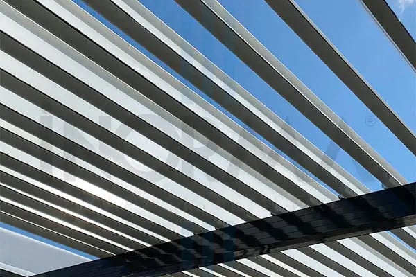 İnorma Yapı Sistemleri: Bioclimatic Pergola, Rolling Roof, Giyotin Cam, Zip Perde - Resim 5