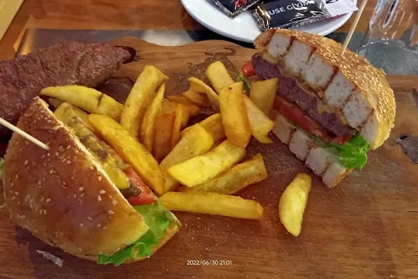 Yus-Et Steak House - Resim 18