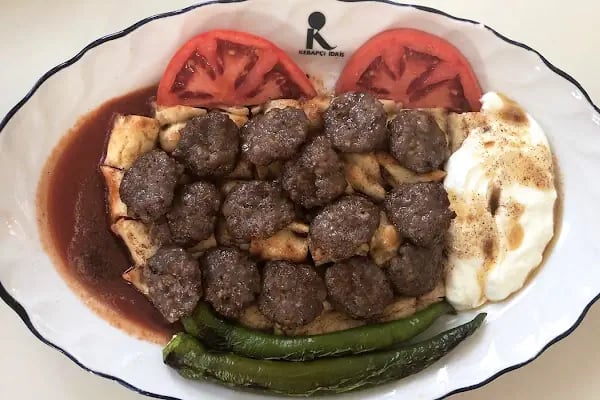 Kebapçı İdris - pideli köfte - Resim 3