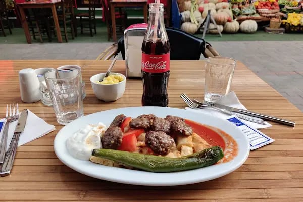 Kebapçı İdris - pideli köfte - Resim 16