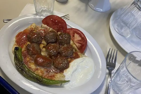 Kebapçı İdris - pideli köfte - Resim 14