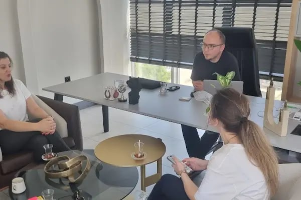 Op Dr Uğurcan Şener Estetik ve Plastik Cerrah Antalya - Resim 5