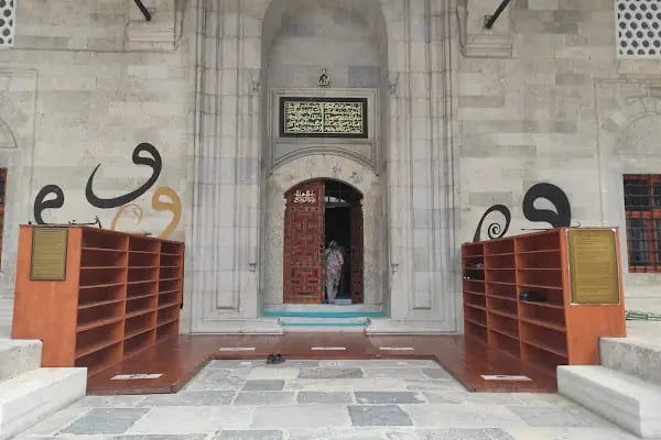 Hasan Paşa İmaret Cami - Resim 17