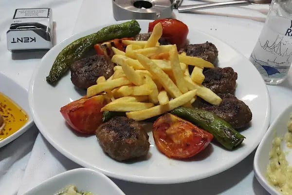 Daphne Cafe&amp;Restaurant - Resim 2
