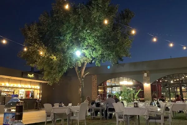 Zeytin Restaurant - Resim 5