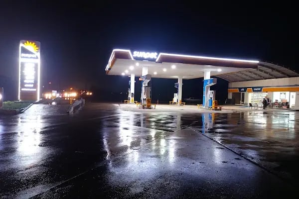 Opet sunpet azimpet akaryakıt istasyonu - Resim 6
