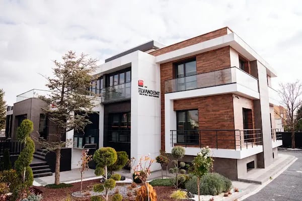 Elvandent Ağız ve Diş Sağlığı Polikliniği / Konya İmplant - Estetik Gülüş Tasarımı - Laminate Veneer - Resim 13