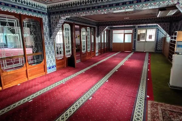 Kurfalı Çınar Camii - Resim 13