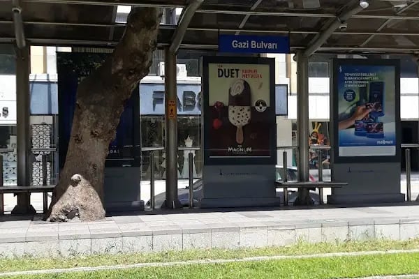 Çankaya - Gazi Bulvarı Tramvay Durağı - Resim 15