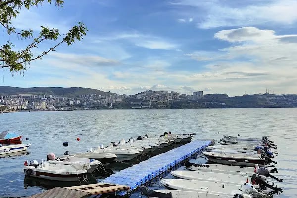 Gemlik Kayıkhane - Resim 4
