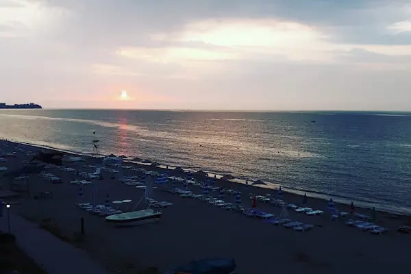 Akraba Beach - Resim 2