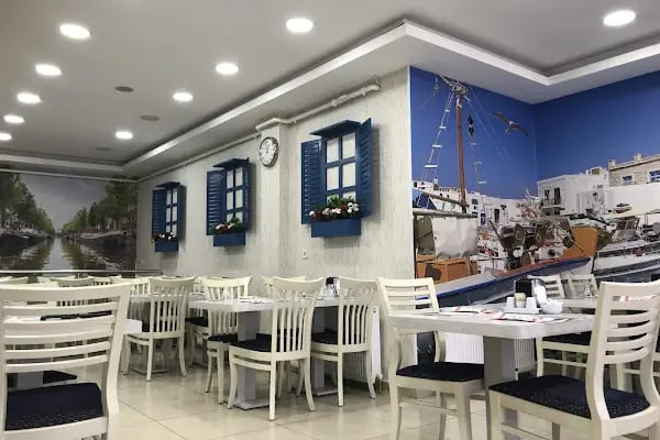 Marina Balık Market Pişirme Evi - Resim 4