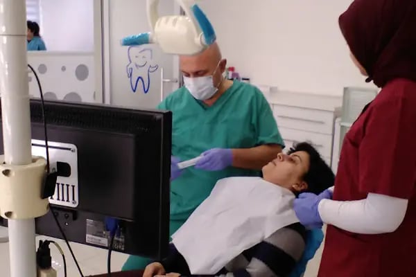 Diş Hekimi Turgut Turga - Resim 19
