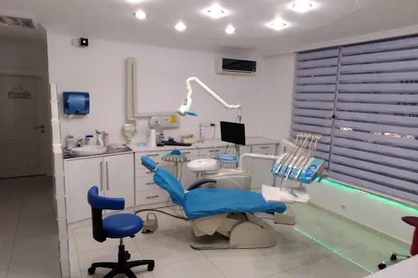 Diş Hekimi Turgut Turga - Resim 9