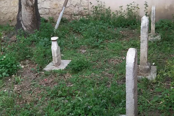 İnadiye Baba türbesi - Resim 8